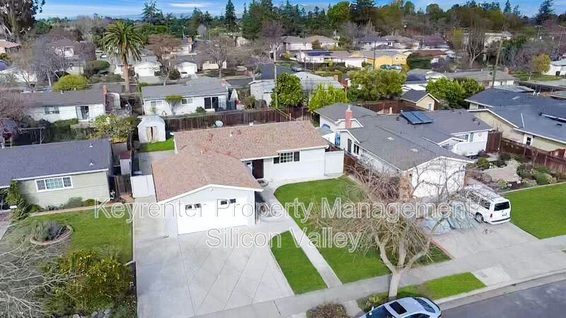 1081 Denver Dr - Photo 2 of 18