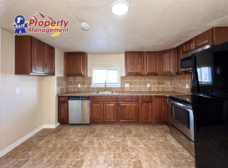 5 S Owyhee St - Photo 6 of 19