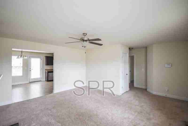 148 Jumpmaster Dr - Photo 2 of 22