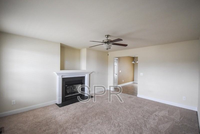 148 Jumpmaster Dr - Photo 3 of 22