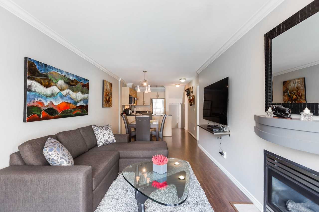 332 Lonsdale Avenue #219 - Photo 4 of 15