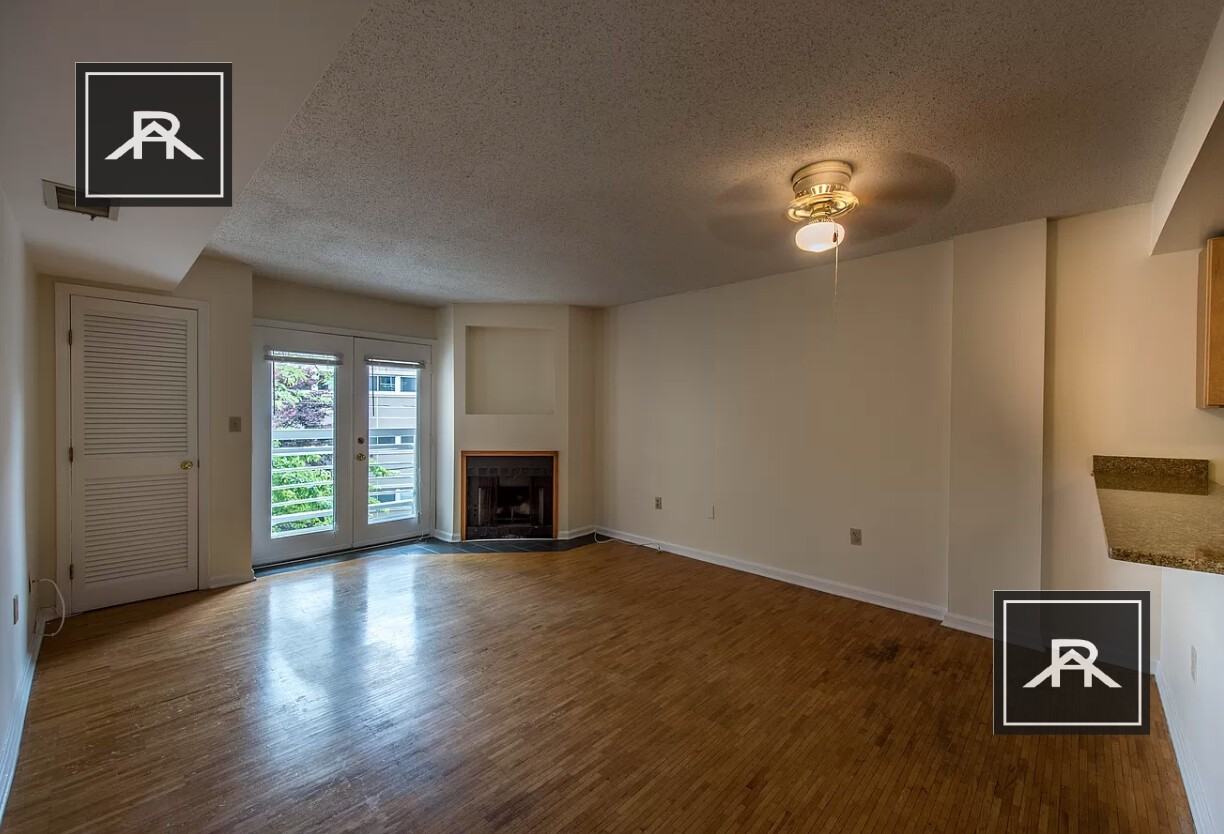 345A Franklin St #505 - Photo 3 of 6