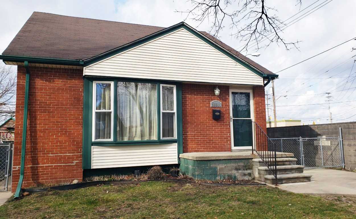 28833 Groveland St #1 - Photo 2 of 34