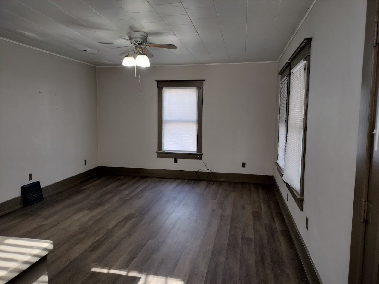 1125 Ackermant St #1 - Photo 3 of 10