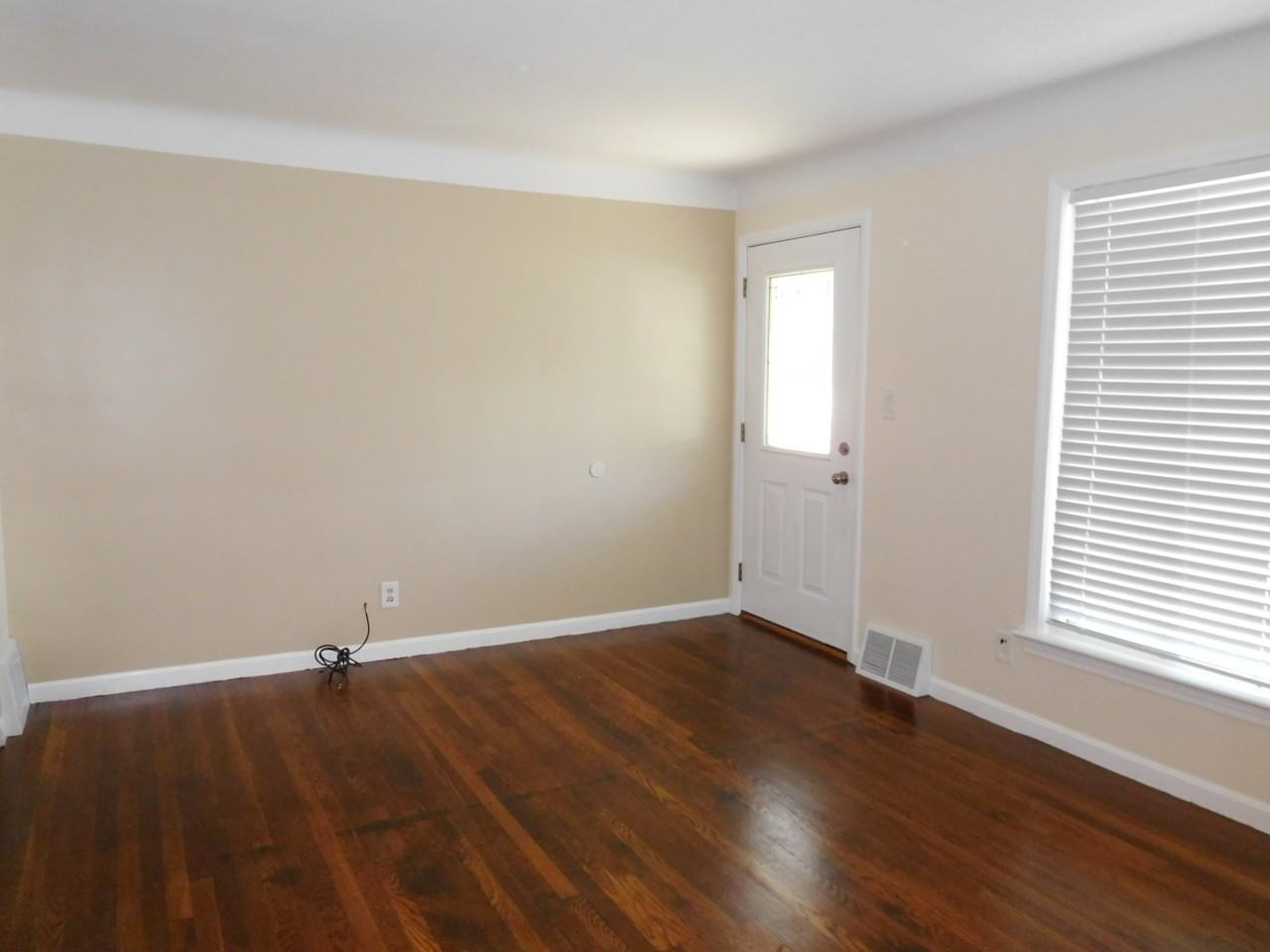 4209 W 140th St - Photo 2 of 18