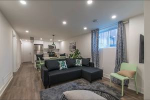 featured image of 150 Meadowlands Dr W #B