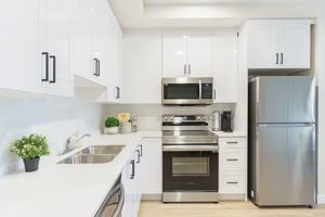 featured image of 6951 25 Ave Sw