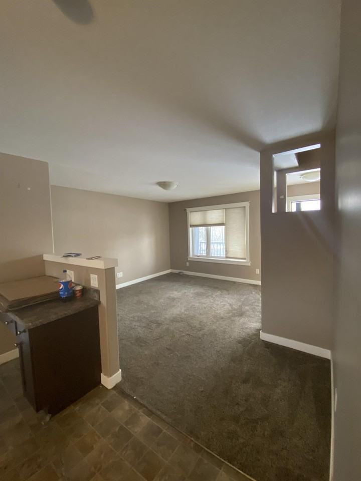 467 Halifax St #A - Photo 3 of 7