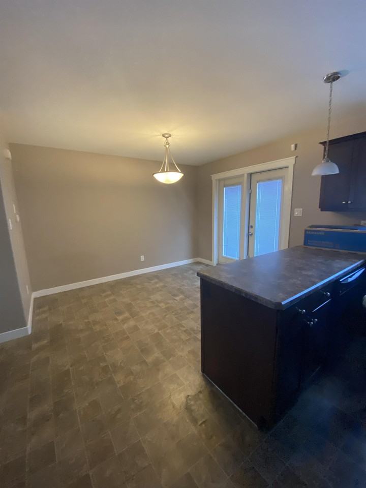 467 Halifax St #A - Photo 4 of 7