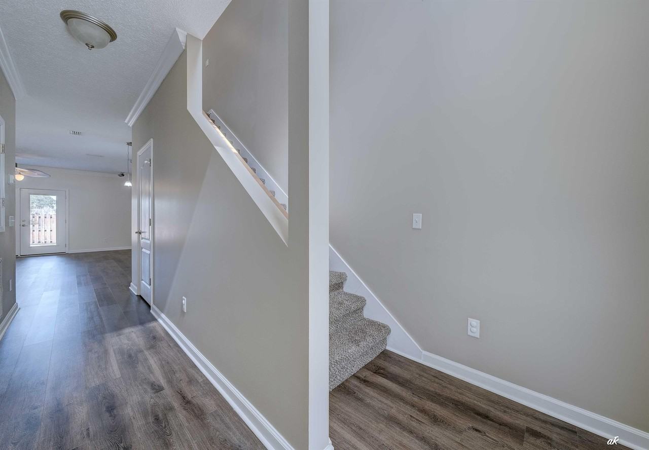 6440 Summer Oak Dr #1 - Photo 5 of 22