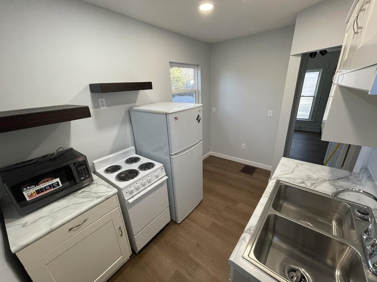 1232 South 22nd Street #1 - Photo 4 of 11