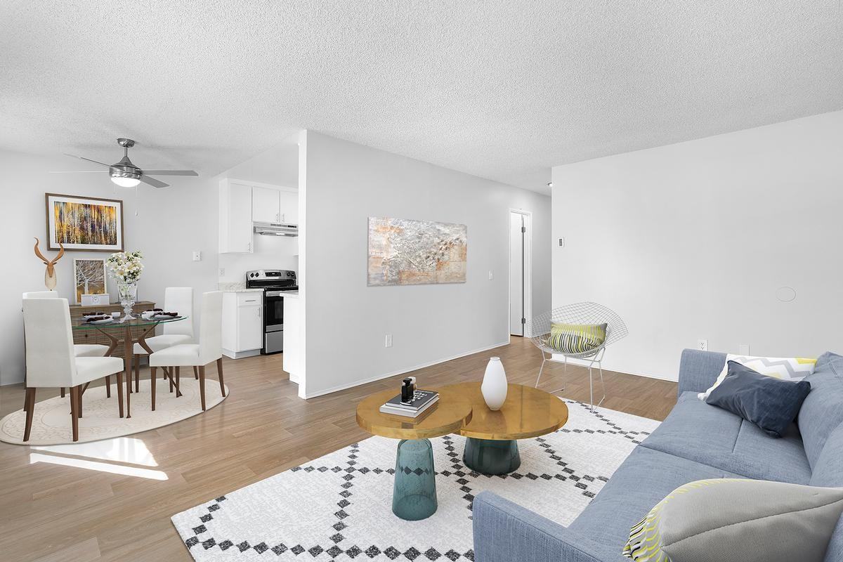 466 W Washington Ave - Photo 7 of 11