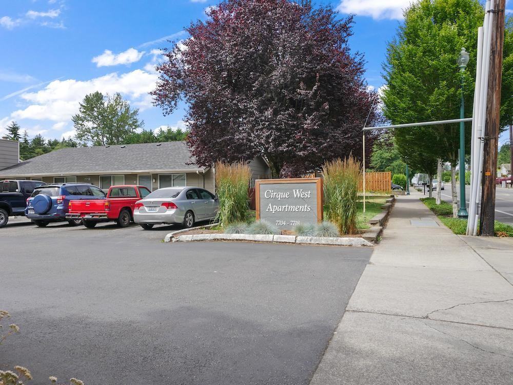 7704 Cirque Dr W - Photo 4 of 14