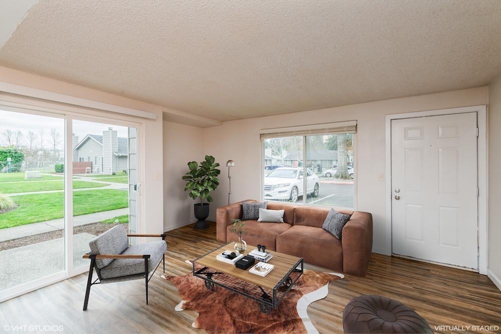 7704 Cirque Dr W - Photo 2 of 14