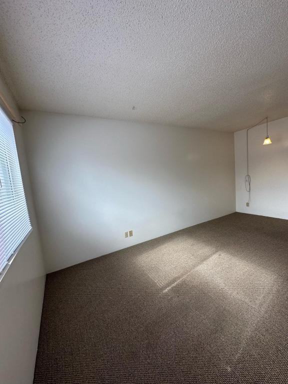 1212 D St - Photo 5 of 10