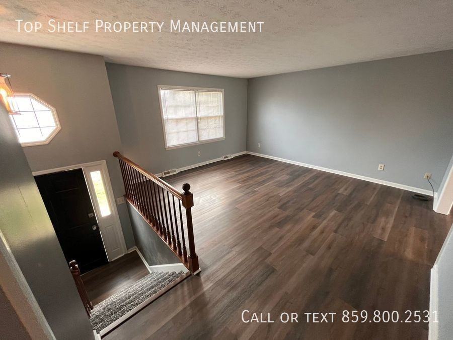 1513 Mount Rainier Dr - Photo 2 of 16