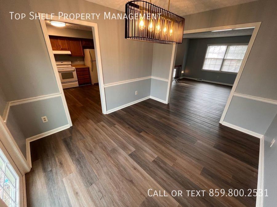 1513 Mount Rainier Dr - Photo 3 of 16