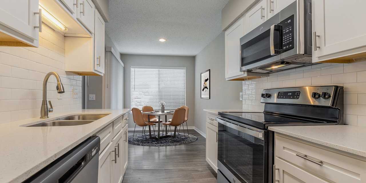 The Belmont Apartment Homes - Photo 7 of 37