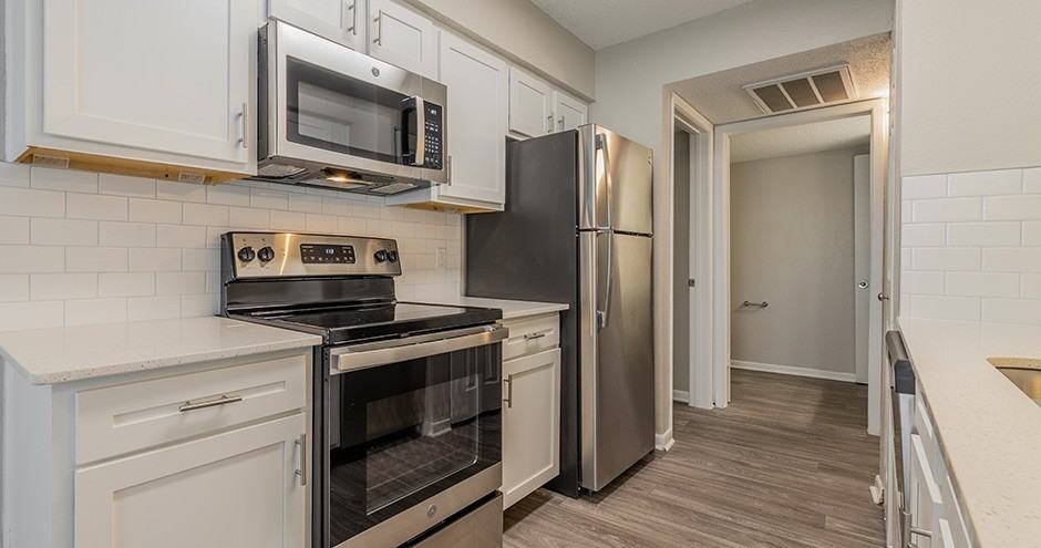 The Belmont Apartment Homes - Photo 3 of 37