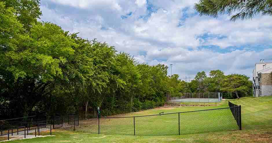 The Belmont Apartment Homes - Photo 5 of 37