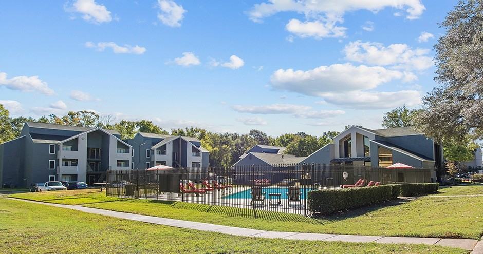 Hollytree Apartments - Photo 2 of 54