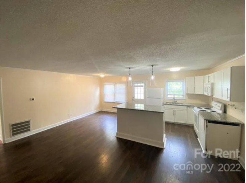 718 E Maple Ave #M - Photo 6 of 15