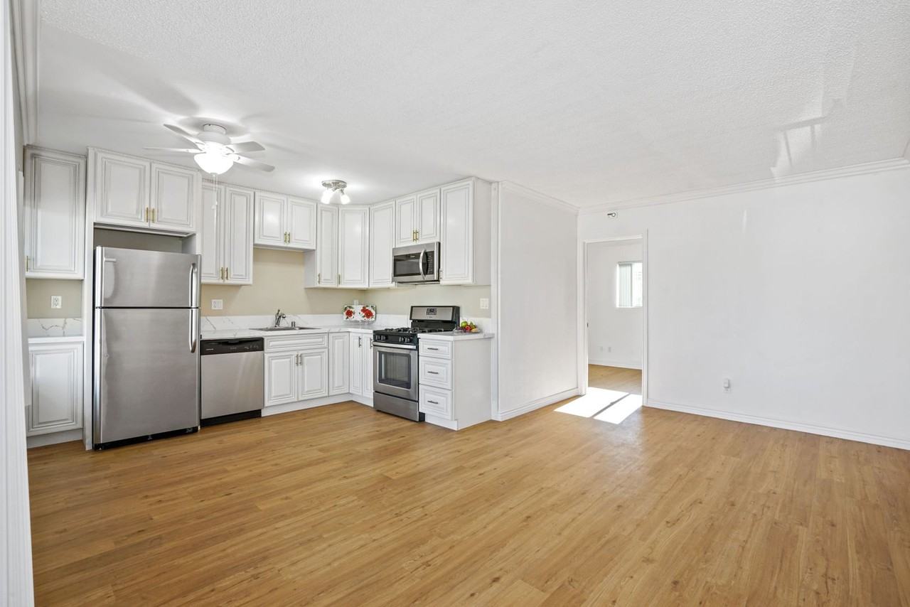 Del Rey Bay - Photo 2 of 24