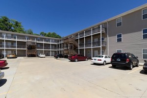 featured image of 915 N Frederick St