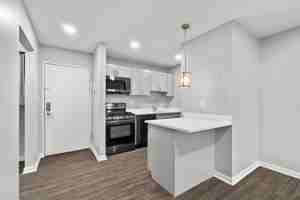 featured image of 575 Ellsworth St