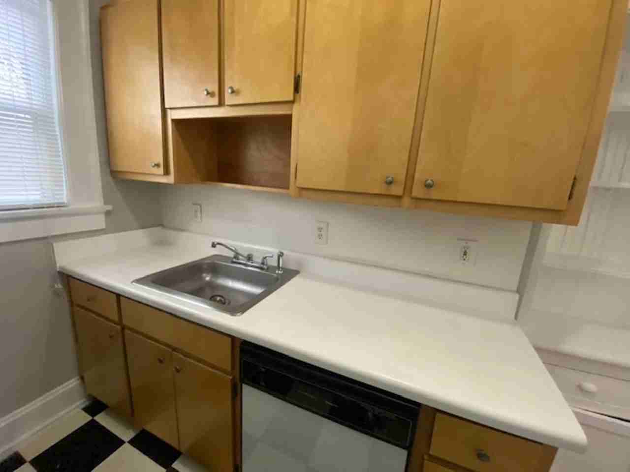 Charming Apartments in the Heart of Virginia Highland! - Photo 3 of 19