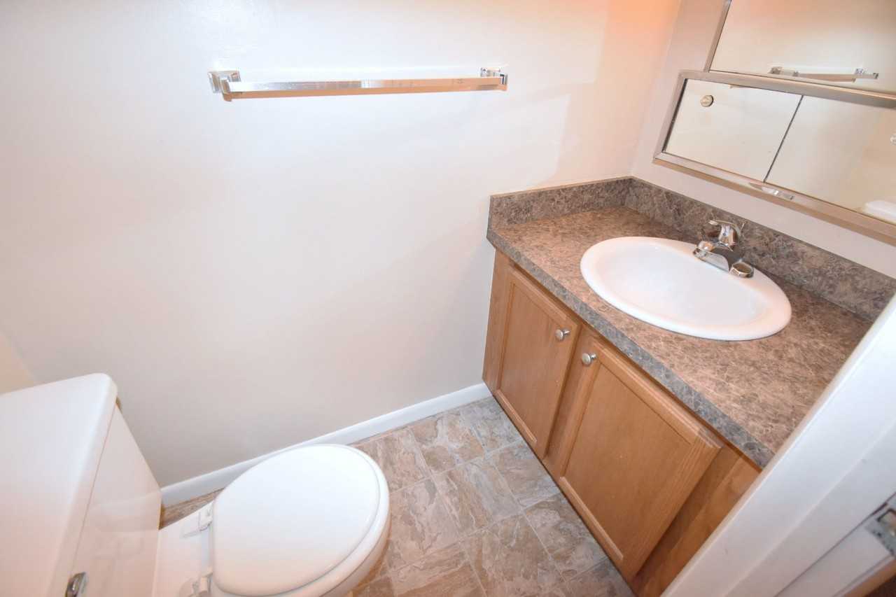 Casablanca West WFHI - Photo 7 of 14