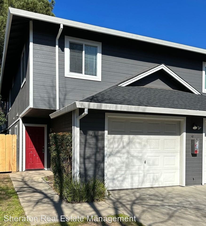 Greenwood Estates has a Unique, 2 Bedroom 1 Bath  Apartment with a Backyard and Garage! - Photo 2 of 14