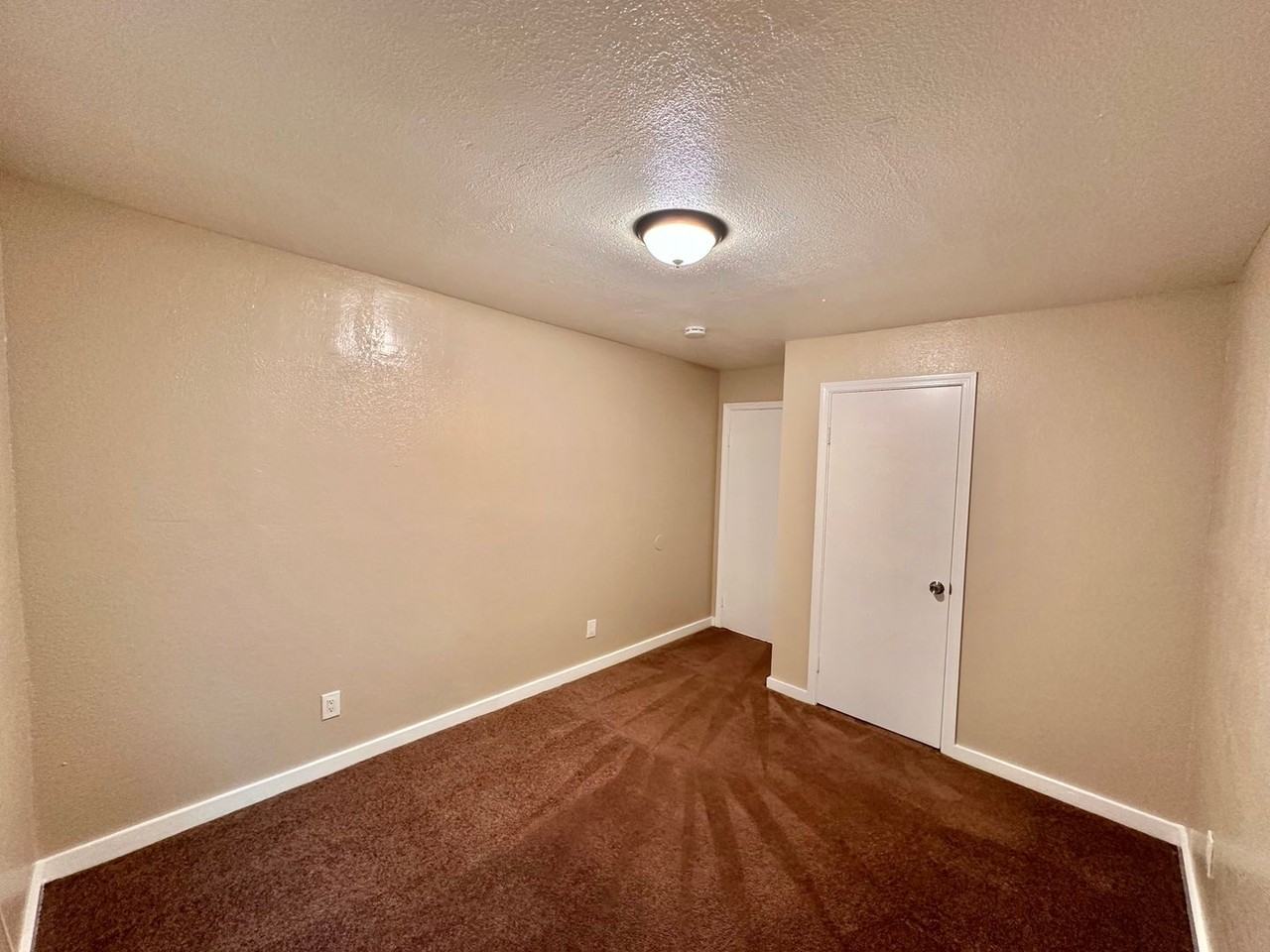 07828 - Photo 6 of 20
