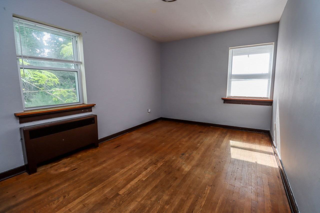 1110 Hamilton Way - Photo 6 of 13