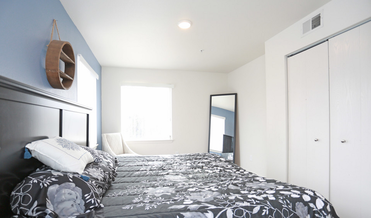 Atrium Suites - Photo 5 of 28
