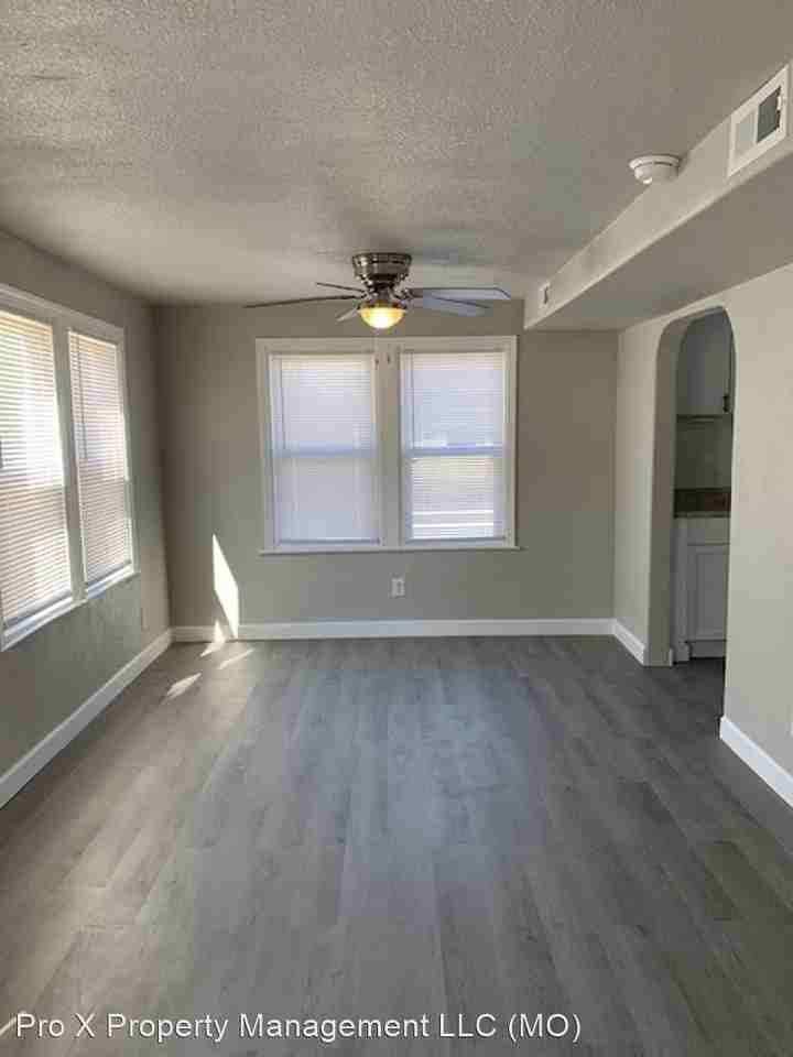 801 S. Picher 801 S. Picher - Photo 3 of 11