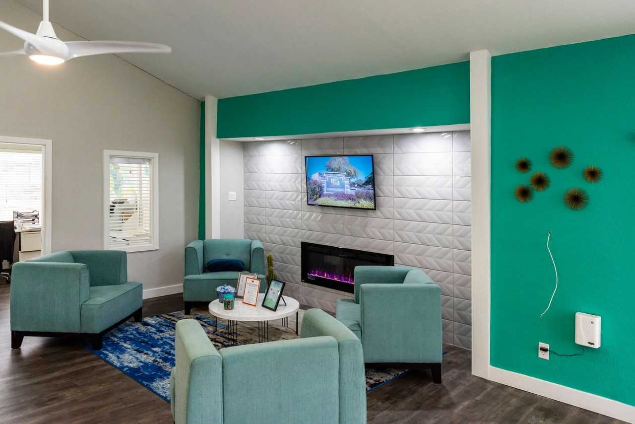 2121 Apartments - Photo 4 of 25