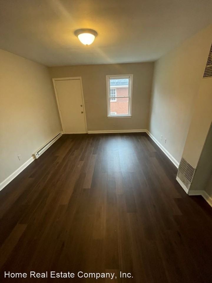 14311447 Clark Avenue & 540 McDaniel Street Apartments in Ogburn