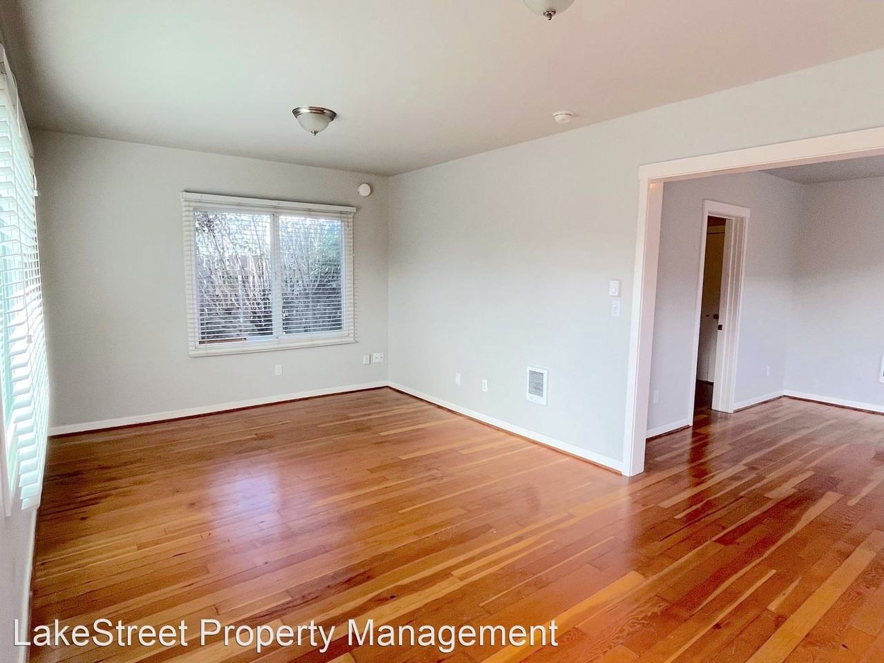 1101 S 38th St - Photo 2 of 15