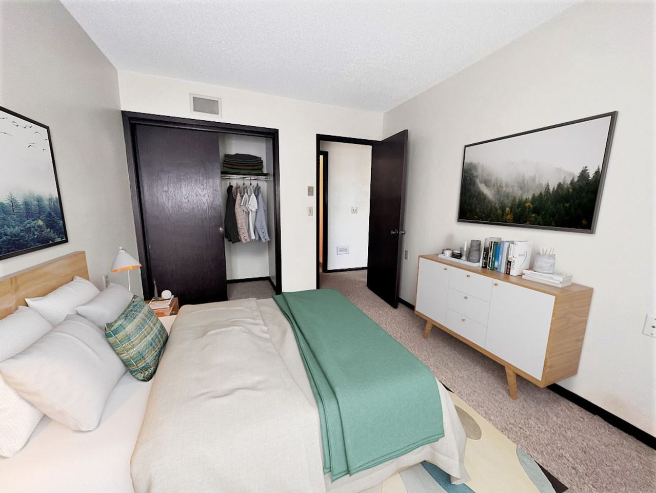 Bergengreen - Photo 5 of 11