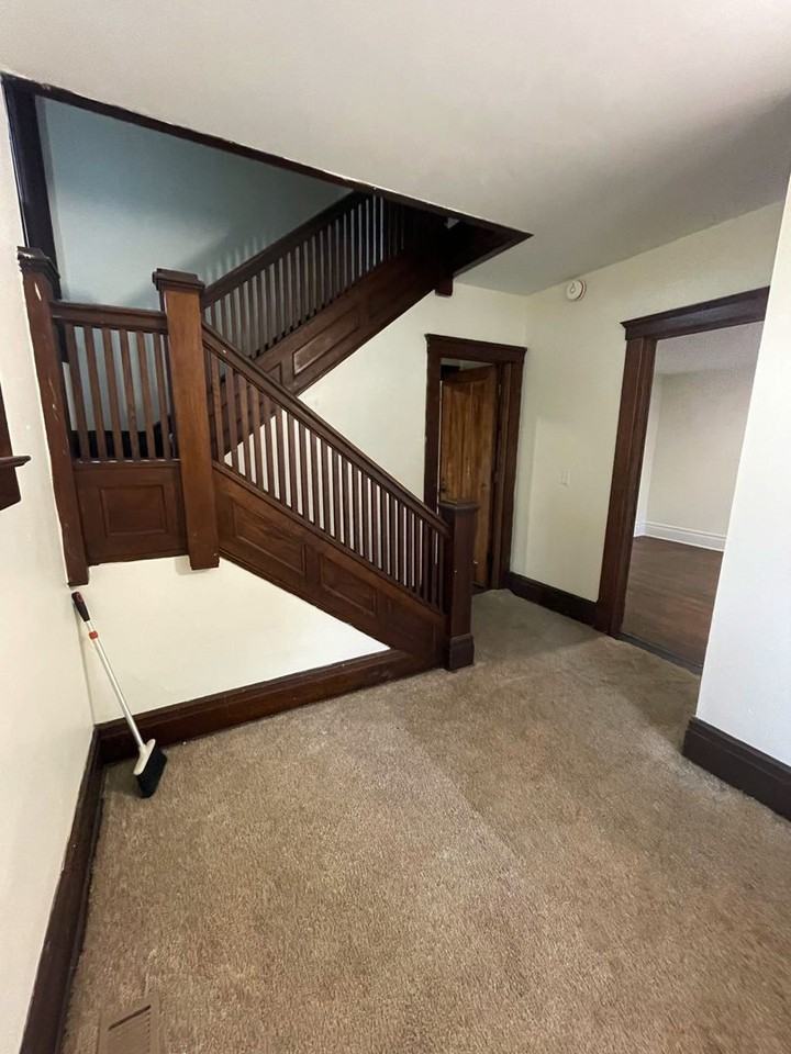 412 E. William St - Photo 6 of 39