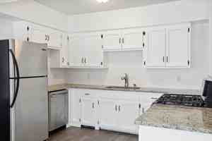featured image of 2755 Pierce St Ne