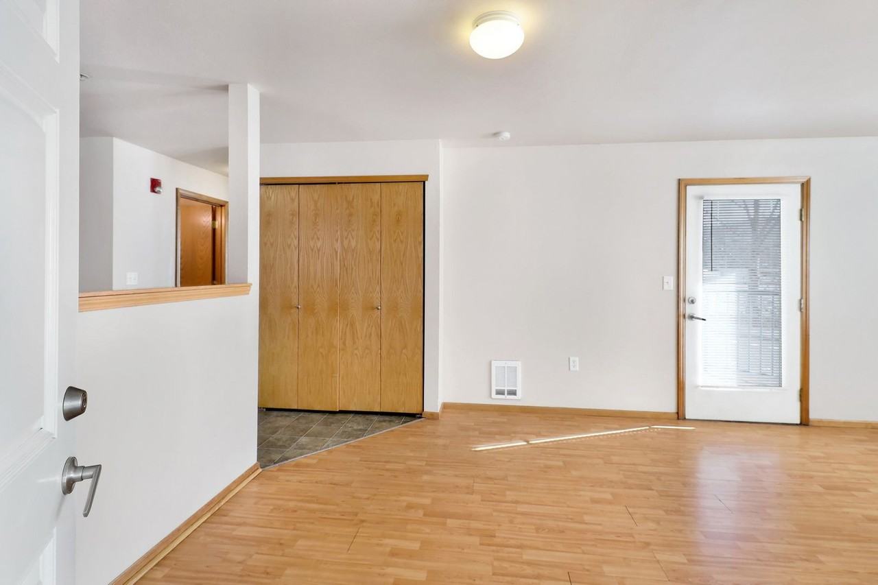 Gateway Apartments - Photo 7 of 50