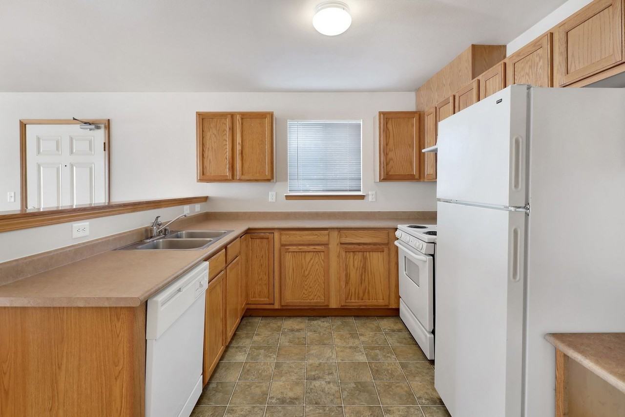 Gateway Apartments - Photo 2 of 50