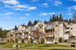 featured image of 230 32nd St
