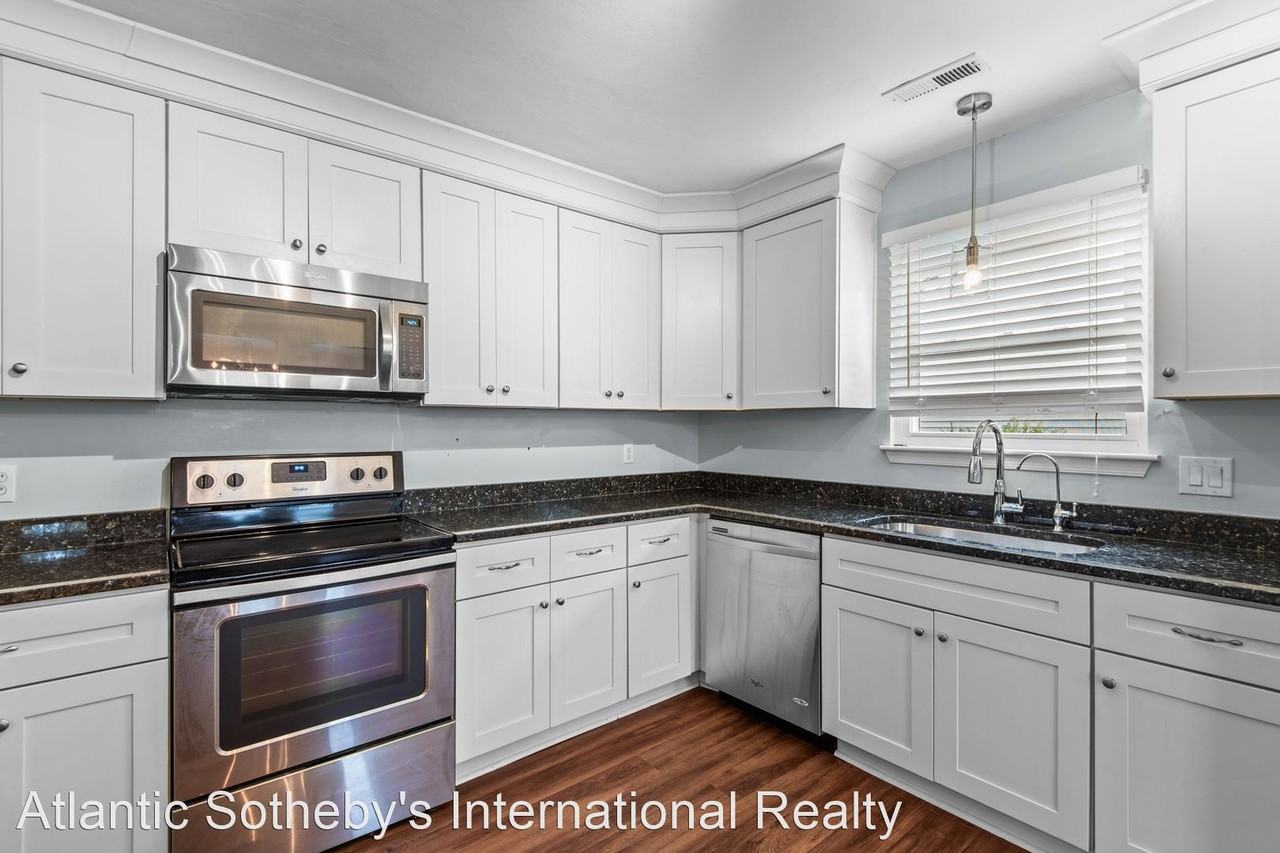 1056 Casanova Dr - Photo 3 of 33