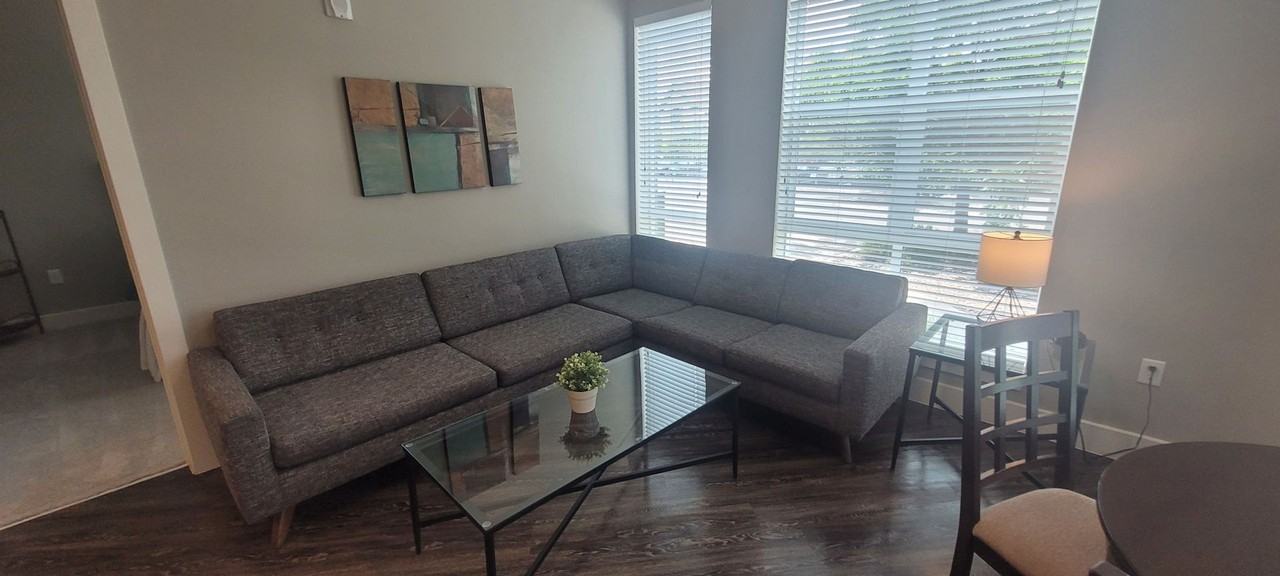 7471 S Clinton St - Photo 4 of 18