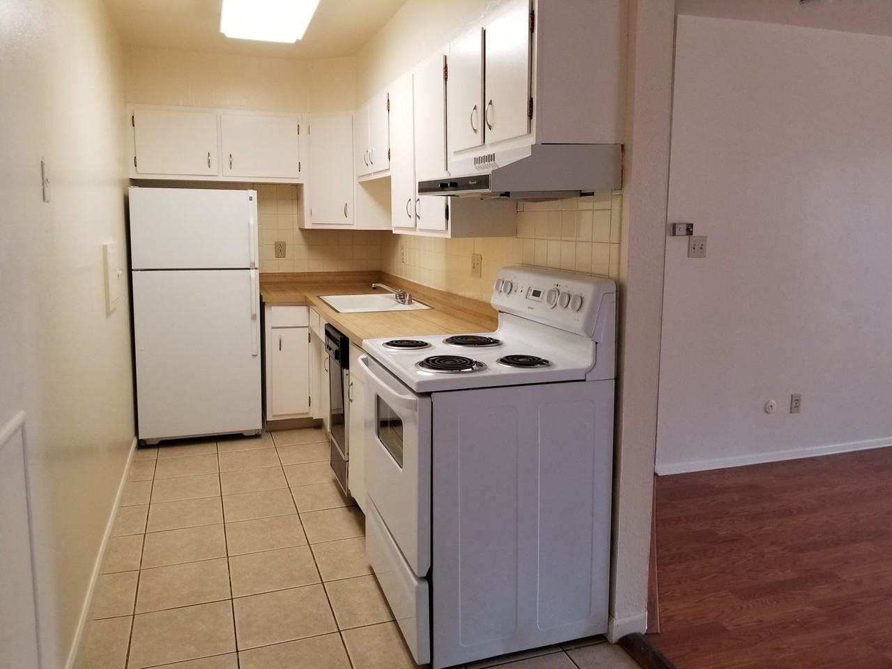 2939 Marine Street - Photo 5 of 13