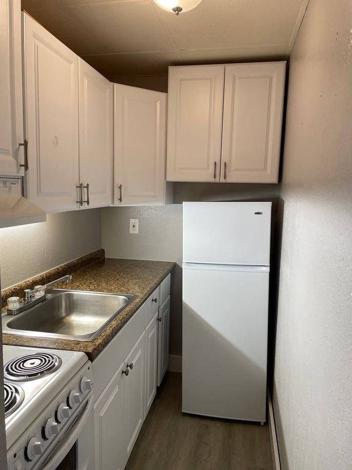 1 and 2 Bedrooms Available Now ! - Photo 6 of 24