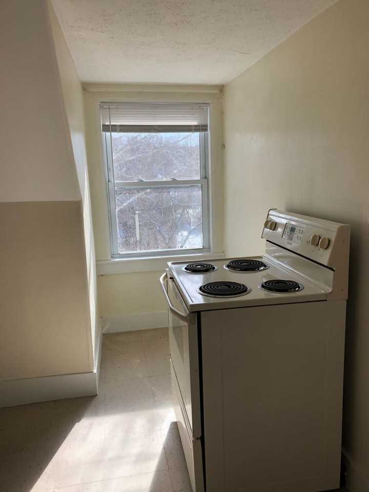 23 Depot Street - Photo 3 of 10